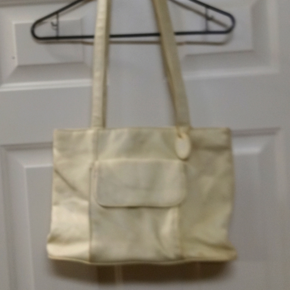 Beige leather purse